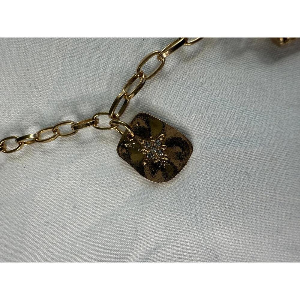 NWT Lulus charm necklace - Picture 3 of 10